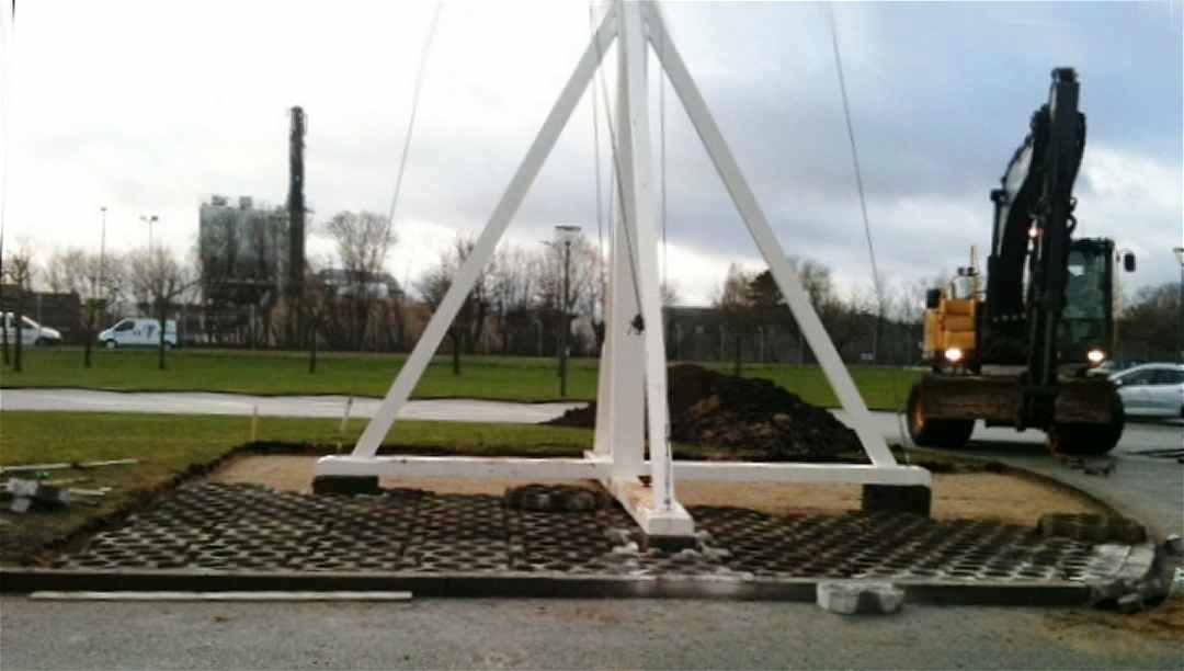 Rasenlochsteine - Græsarmeringssten - Rullebanefliser - Dines Bogø